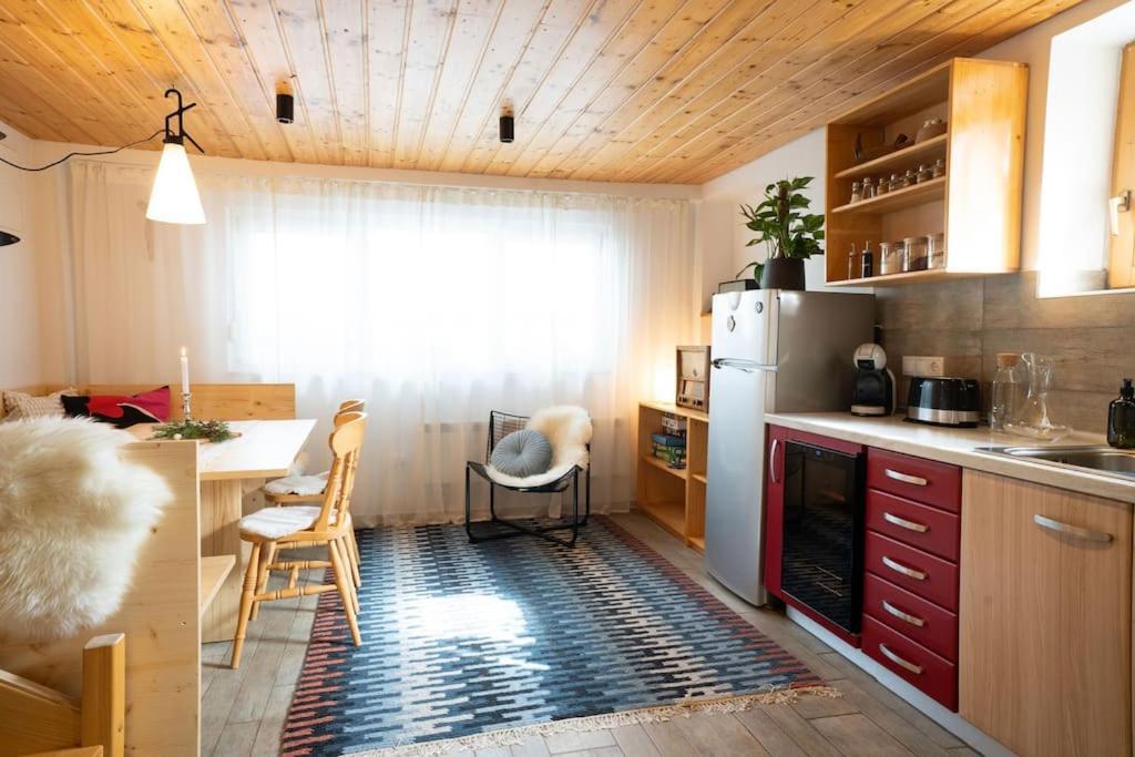 Ski Hut Smucka 克拉尼斯卡戈拉 外观 照片